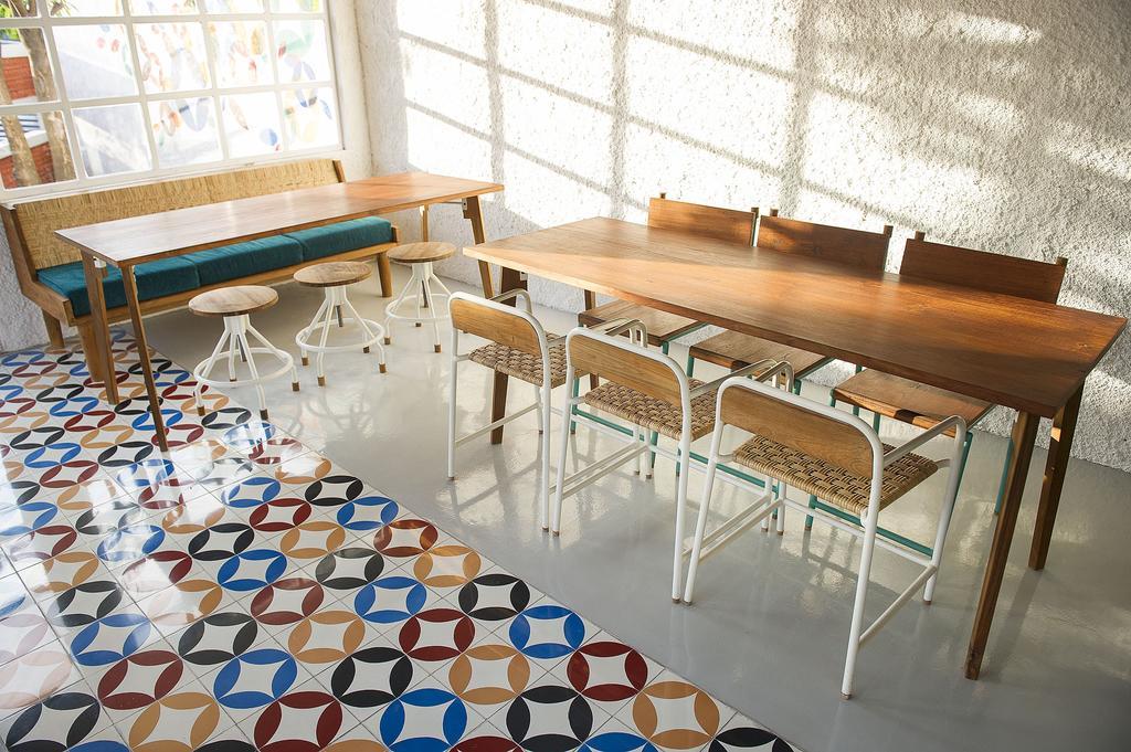Lokal Hotel & Restaurant Kejayan Luaran gambar