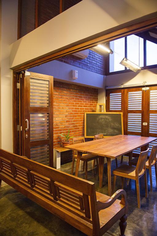 Lokal Hotel & Restaurant Kejayan Luaran gambar