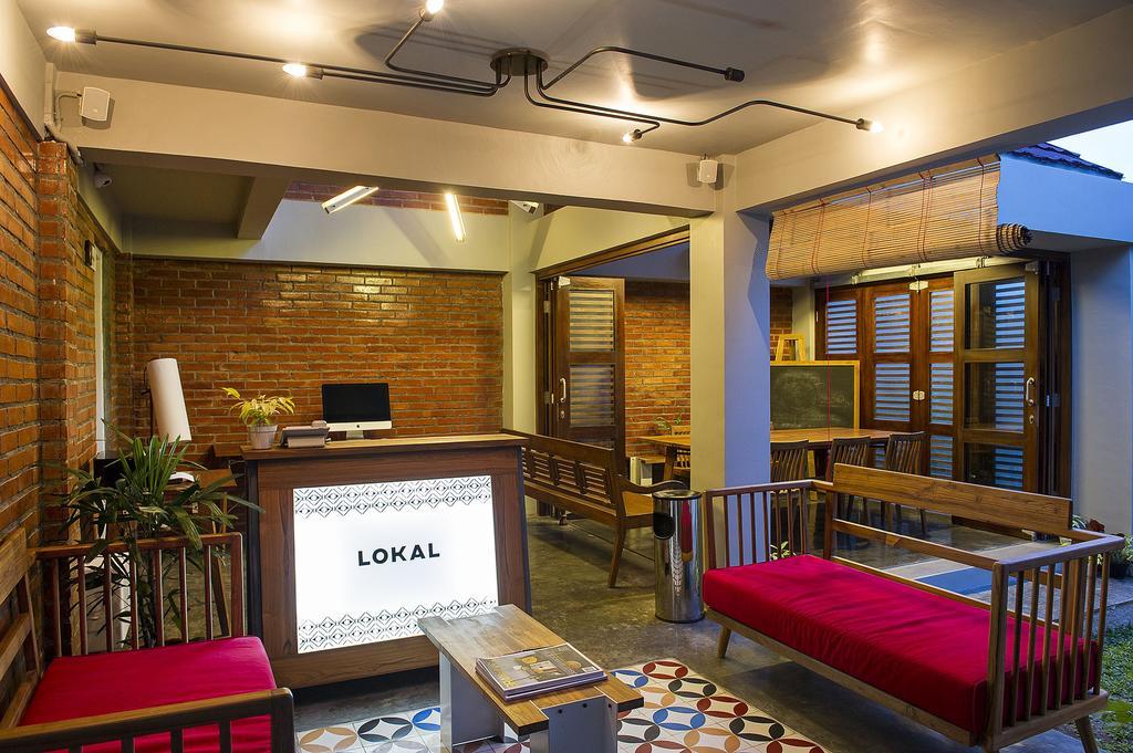 Lokal Hotel & Restaurant Kejayan Luaran gambar