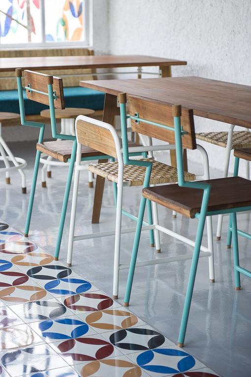 Lokal Hotel & Restaurant Kejayan Luaran gambar