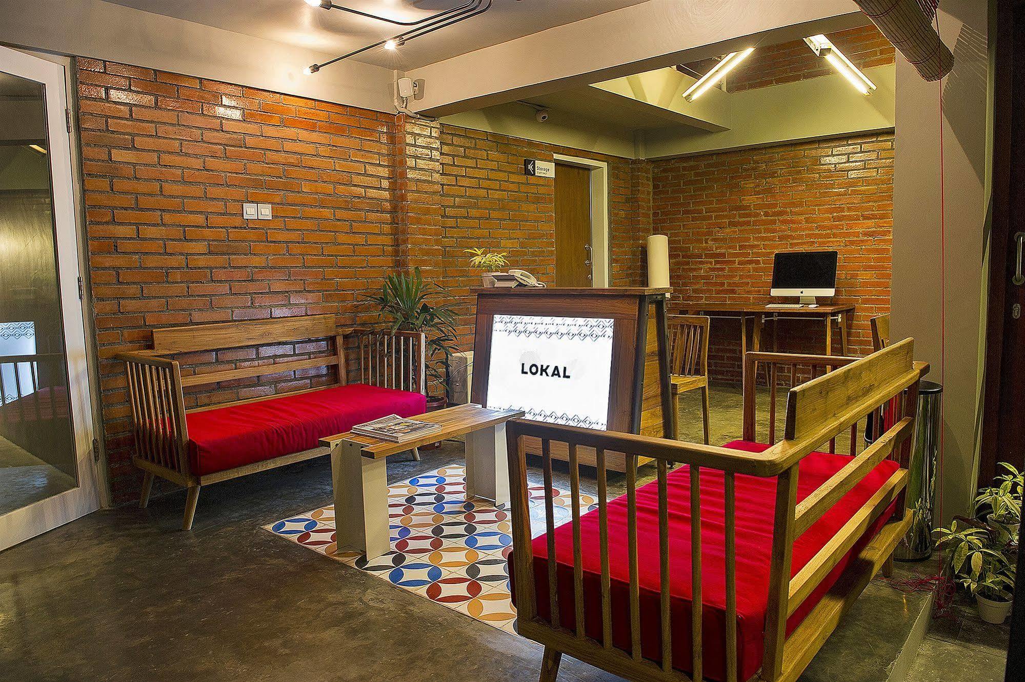 Lokal Hotel & Restaurant Kejayan Luaran gambar